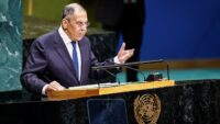 Lavrov: Filistin Devleti’nin BM kararları doğrultusunda kurulması için zaman geldi
