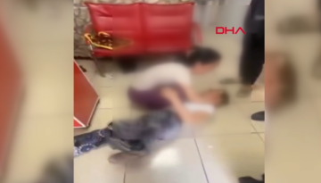 Mahallelinin yakaladığı hırsızların “epilepsi” oyunu tutmadı