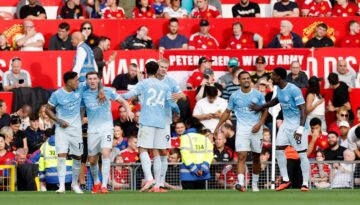Manchester derbisinde 10 kişi kalan City, United’ı devirdi