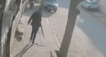 Manisa Turgutlu’da lise önünde silahlı saldırı. Kaçan saldırgan böyle görüntülendi