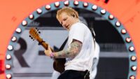 Polisler ve protestocular hazır, gözler Ed Sheeran’da