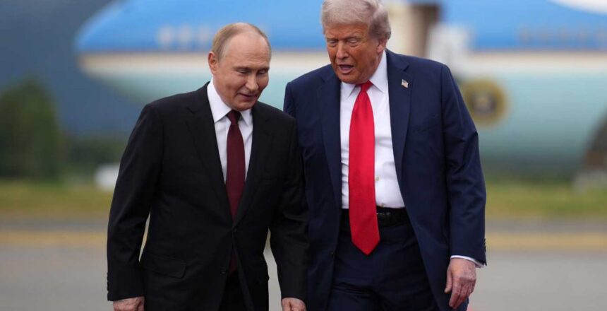 Putin ile Trump telefonda görüştü