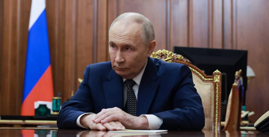 Putin: Rus ordusu ilerliyor, düşman çökecek