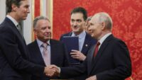 Putin, Trump’ın özel temsilcileriyle Kremlin’de görüştü