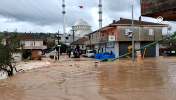 Sakarya’da 2 günlük sağanak: Metrekareye 150 kilograma yağış düştü