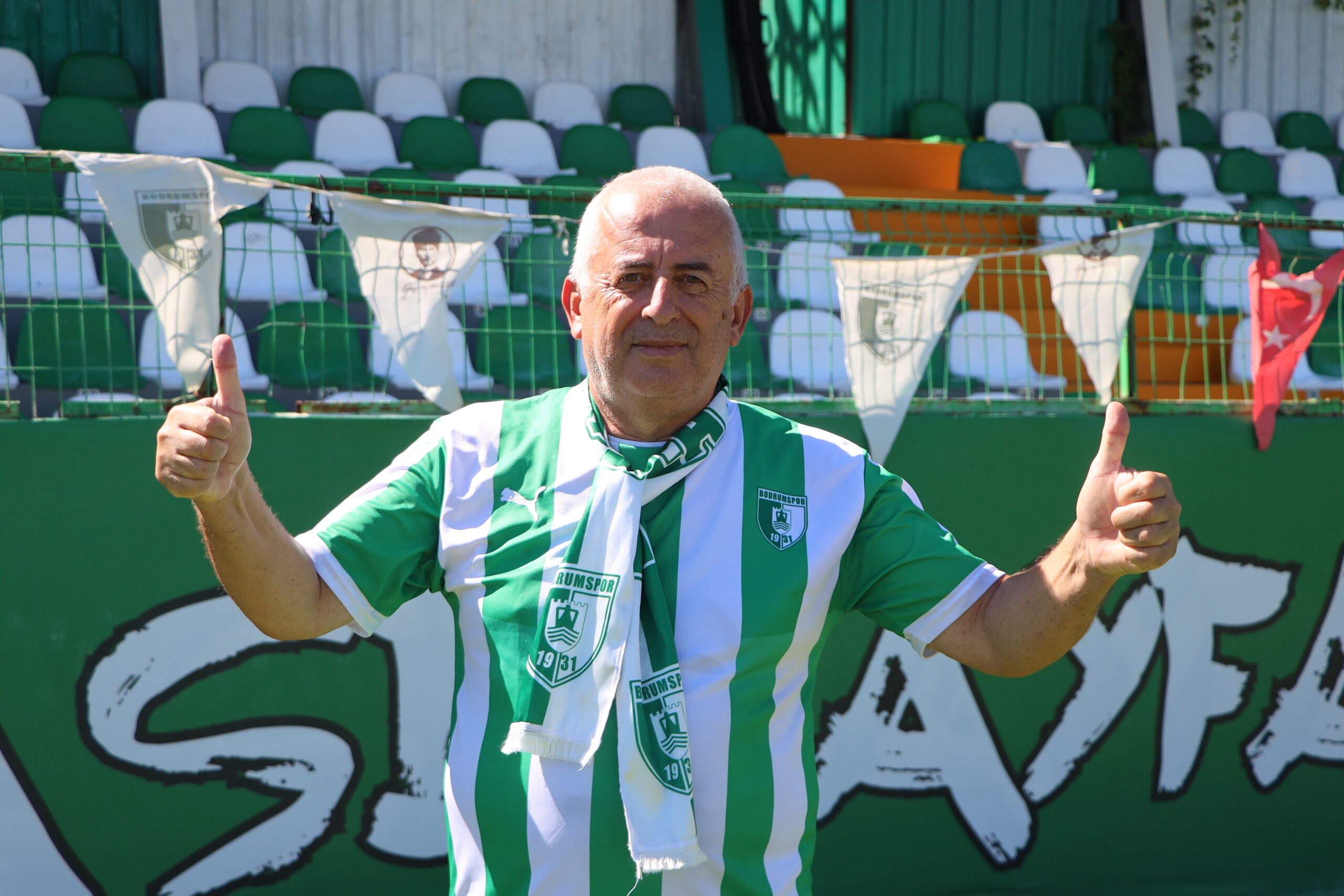 Tek başına deplasmana gitti. Bodrum FK taraftarına ömür boyu kombine