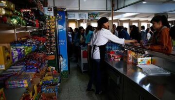 Tost ayran 130 lira. Okul kantinlerinde fiyatlar belli oldu