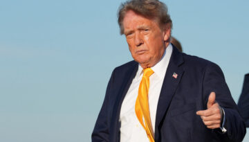 Trump’ın saçına ne oldu? Yeni görüntüsü dikkat çekti