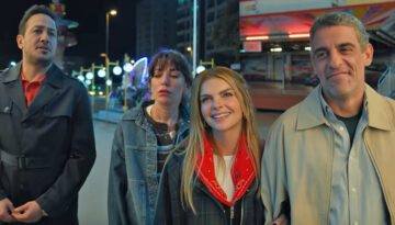 Tuzlu Kahve’de sürpriz üstüne sürpriz. Hem Kavak Yelleri hem Kuzey Güney nostaljisi