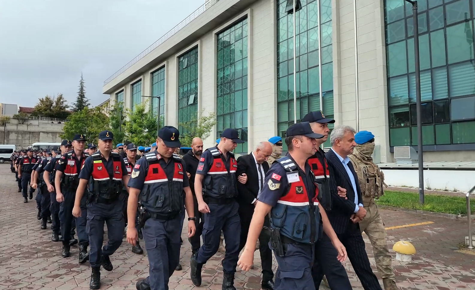 Yahşihan Belediyesi’ne yolsuzluk soruşturması: İki eski başkan dahil 15 tutuklama