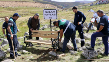 Yayla yayla olalı böyle ilgi görmedi, Salah taşının yanına bank konuldu