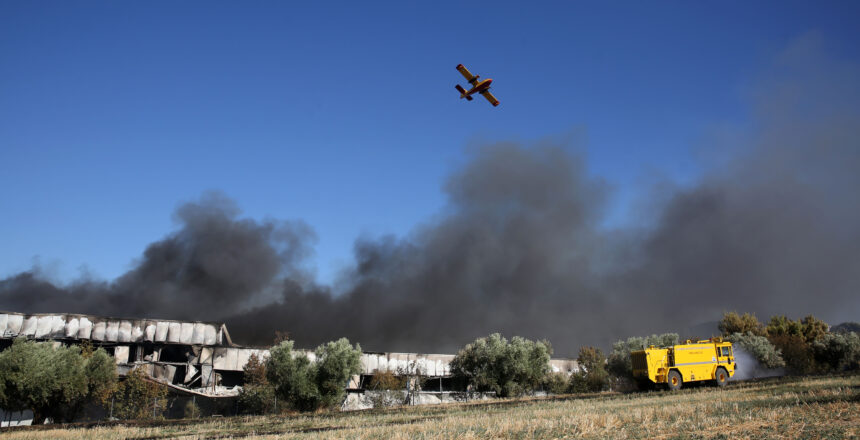 Yunanistan’da savaş uçağı düştü. İki pilot ölü
