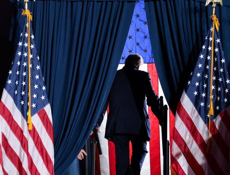 ABD’de Kongre seçimlerine beş kala. Cumhuriyetçi adaylar Trump’tan kaçıyor