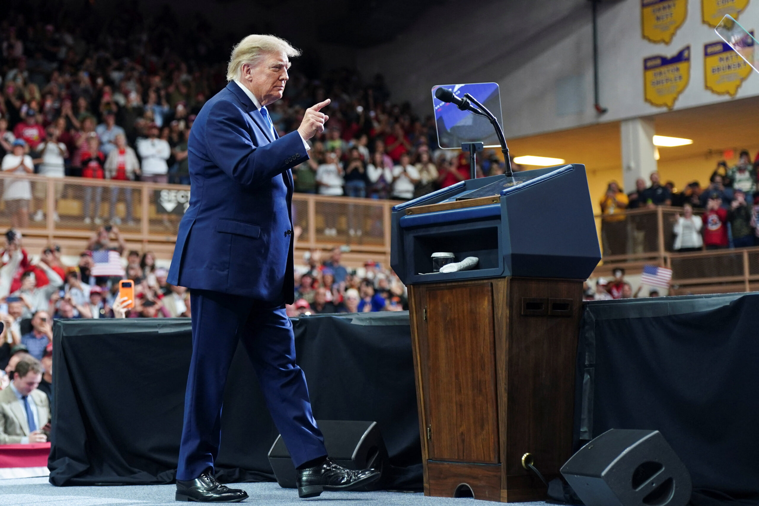 ABD’de yaz saati krizi. Trump senatörün cep numarasını paylaştı