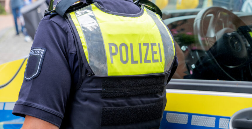 Almanya’da “Nazi müziği” operasyonu: 2 milyon euroyu aşan 33 bin CD, plak ve kaset
