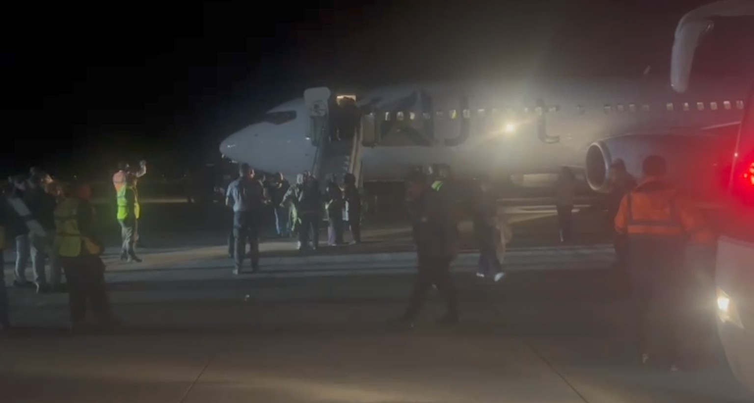 Ankara-Şanlıurfa uçağında bomba ihbarı: Uçakta arama yapılacak