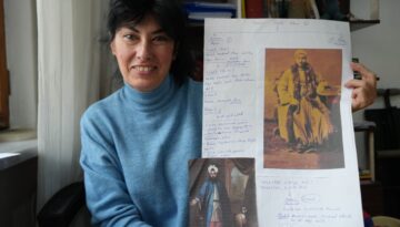 Annesinin vefatıyla sadrazam torunu olduğunu öğrendi. “Çeşme’nin üçte ikisi bizim”