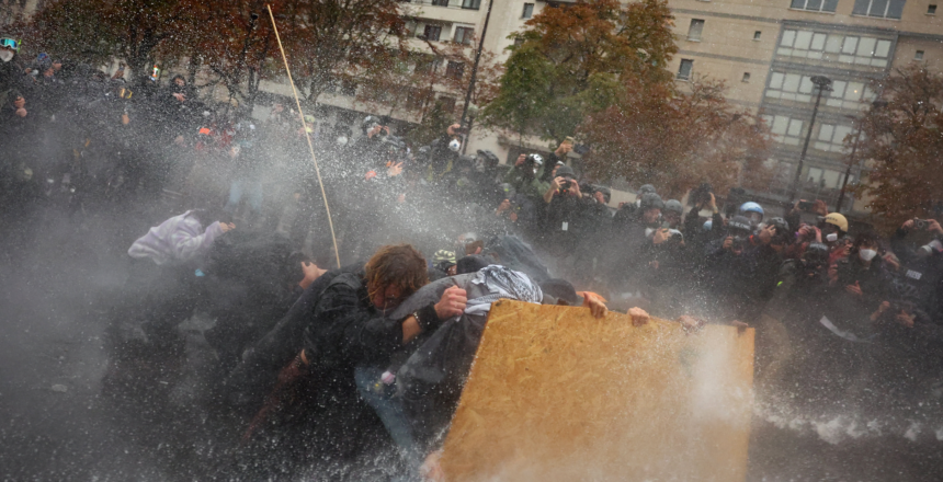 Avrupa’da sokaklar hareketli. Fransa, İspanya ve İtalya’da protestolara polis müdahalesi