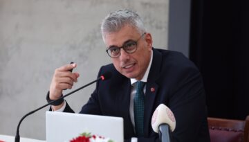 Bakan Memişoğlu: Türkiye’de 13-17 yaş arasındakilerin yüzde 30’u sigara kullanıyor