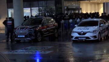 Bakırköy Belediyesi’ne operasyon. 61 şüpheli adliyede