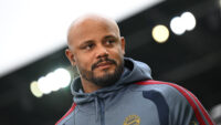 Bayern Münih Teknik Direktörü Vincent Kompany idmanda bayıldı