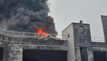 Bayrampaşa’da sanayi sitesinde korkutan yangın