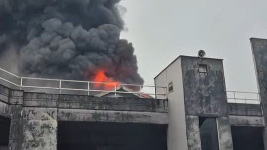 Bayrampaşa’da sanayi sitesinde korkutan yangın