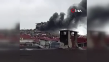 Bayrampaşa’da sanayi sitesinde yangın. Ekipler müdahale ediyor