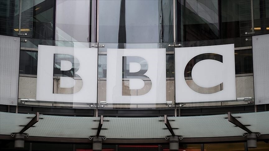 BBC’nin tasarruf plan. Bazı kanal ve radyolar kapatılacak, işten çıkarmalar olacak