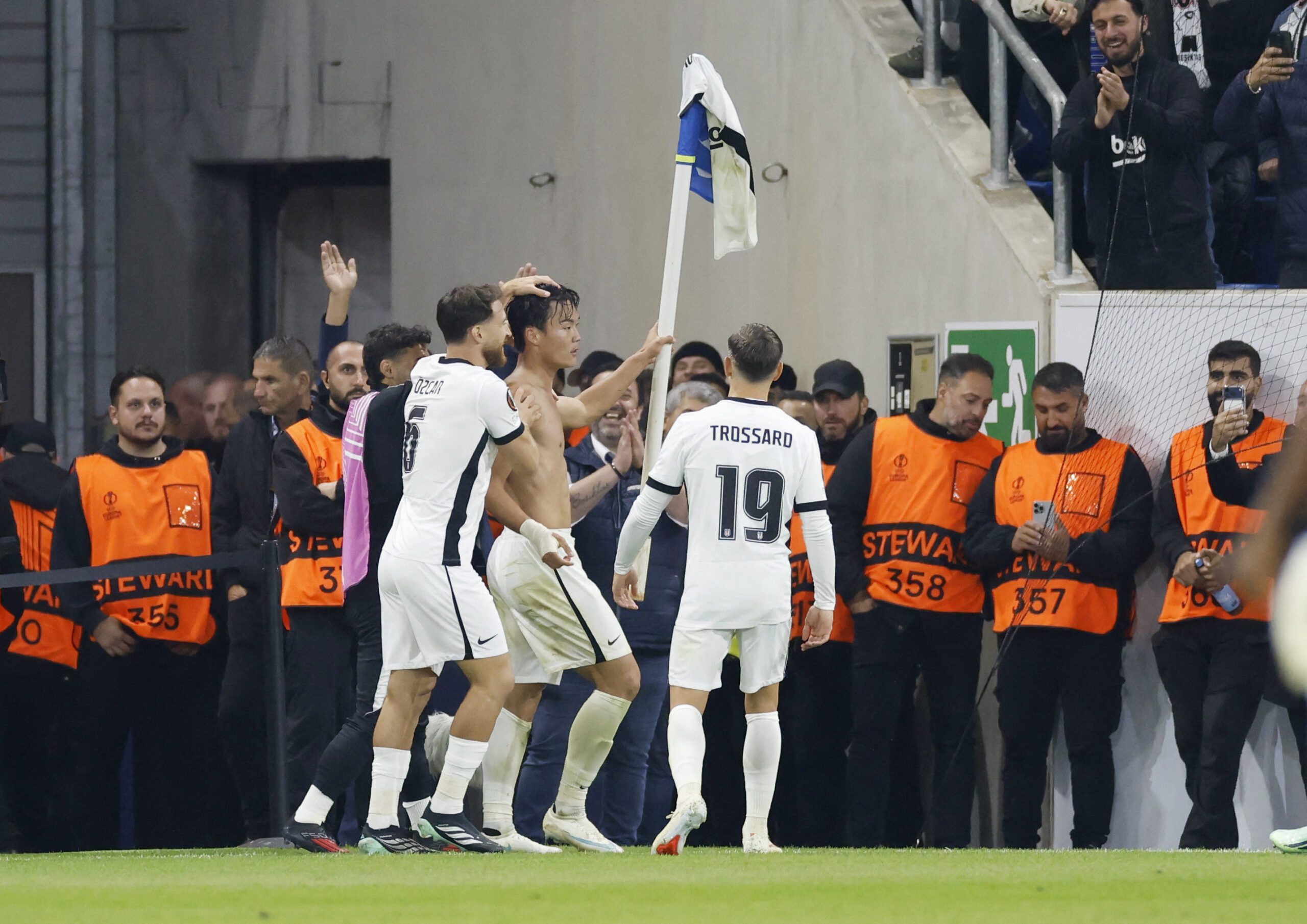 Beşiktaş, Almanya’da zafere ikinci yarıda kanatlandı. Hoffenheim’ı 3 golle devirdi