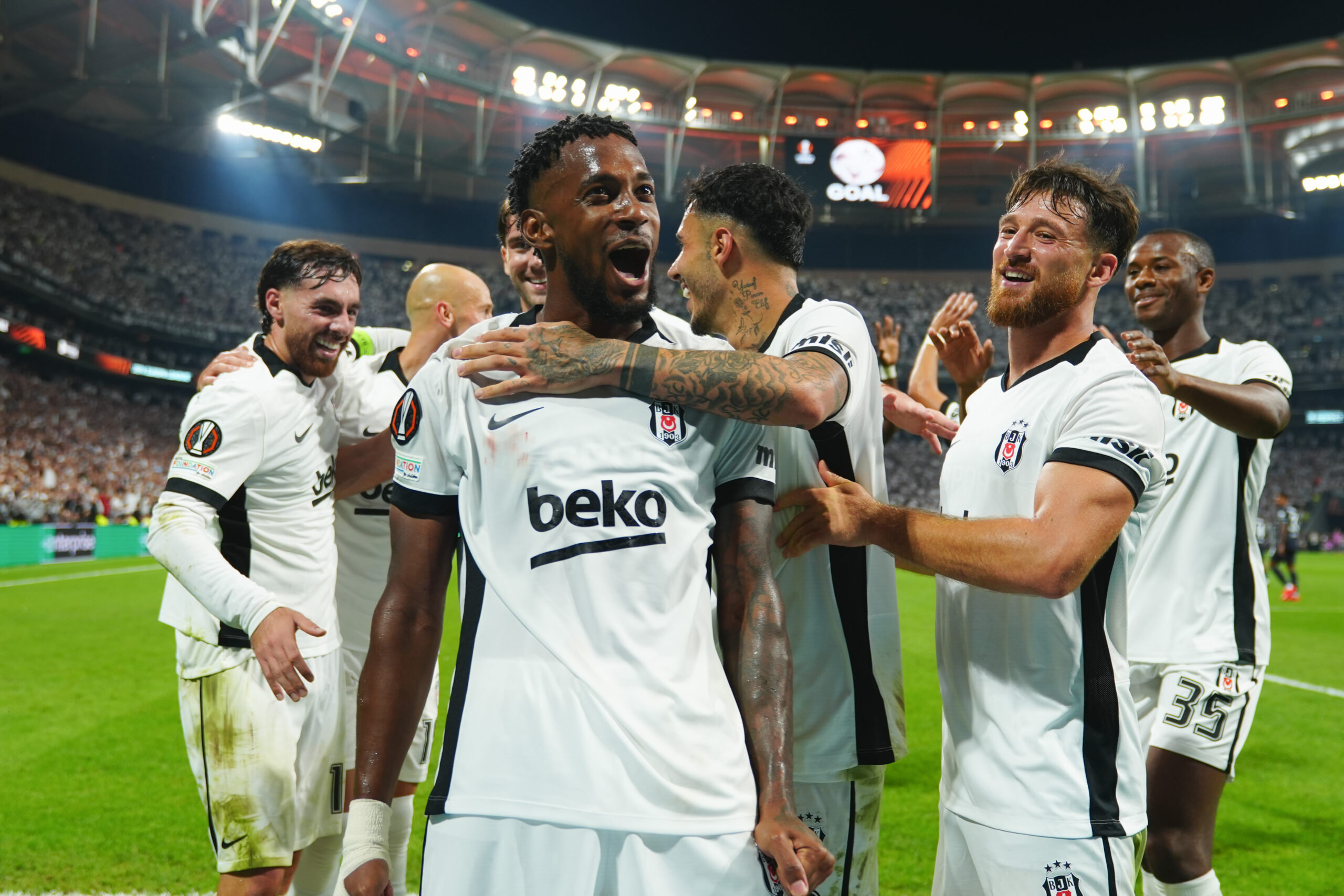 Beşiktaş, Avrupa’da 3’te 3 peşinde. Rakip Crystal Palace, 11’de sürpriz
