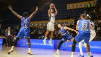 Beşiktaş, EuroLeague’de ilk galibiyetini görkemli bir skorla aldı
