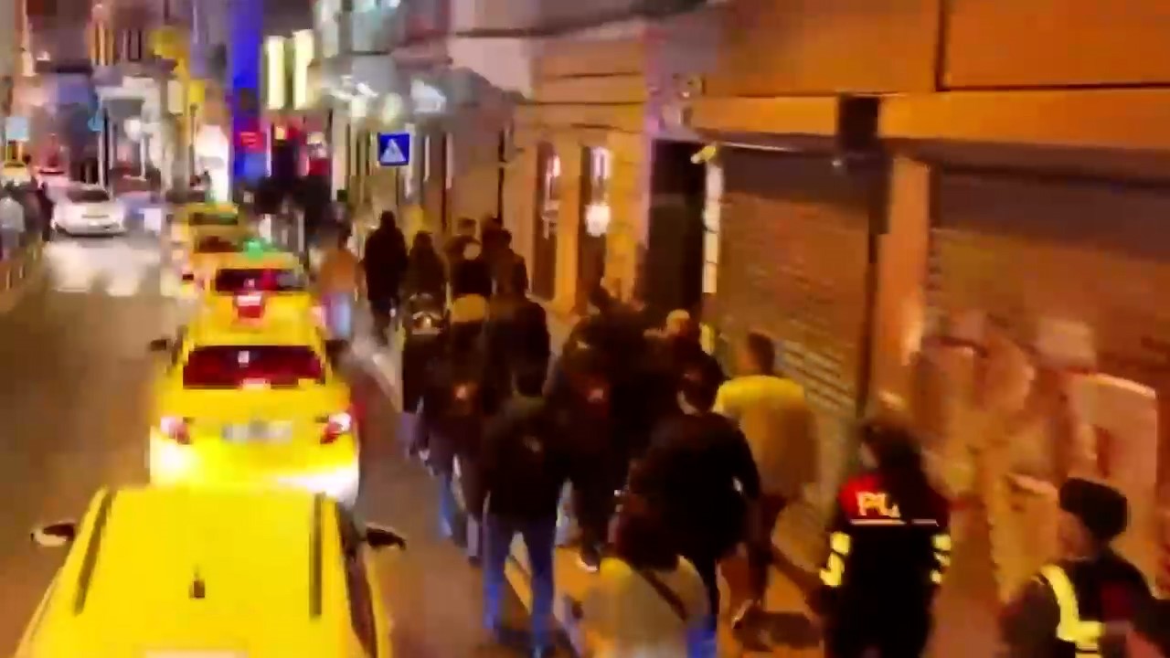 Beyoğlu’nda hanutçu, değnekçi, dilenci operasyonu
