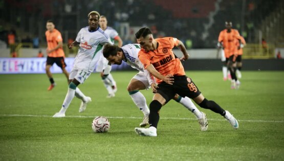 Çorumspor, Burak Yılmaz ile Çaykur Rizepor’u da yıktı. 2’de 2 yaptı