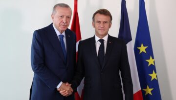 Cumhurbaşkanı Erdoğan, Macron ile telefonda görüştü