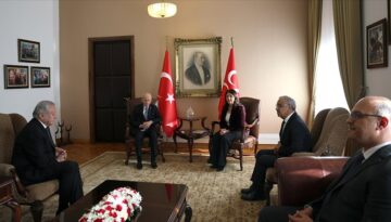 DEM Parti heyetinden Bahçeli’ye ziyaret
