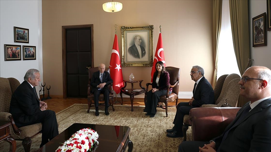 DEM Parti heyetinden Bahçeli’ye ziyaret