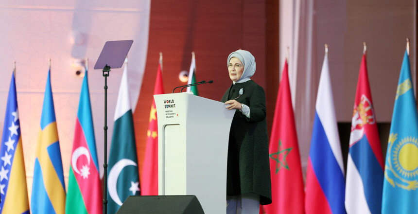 Emine Erdoğan: Türkiye olarak çocuklara fayda sağlayacak işbirliklerine her zaman hazırız