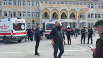 Esenyurt’taki bir lisede bıçaklı kavga