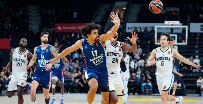 EuroLeague’deki Türk gecesinde Anadolu Efes, Beşiktaş’ı yendi