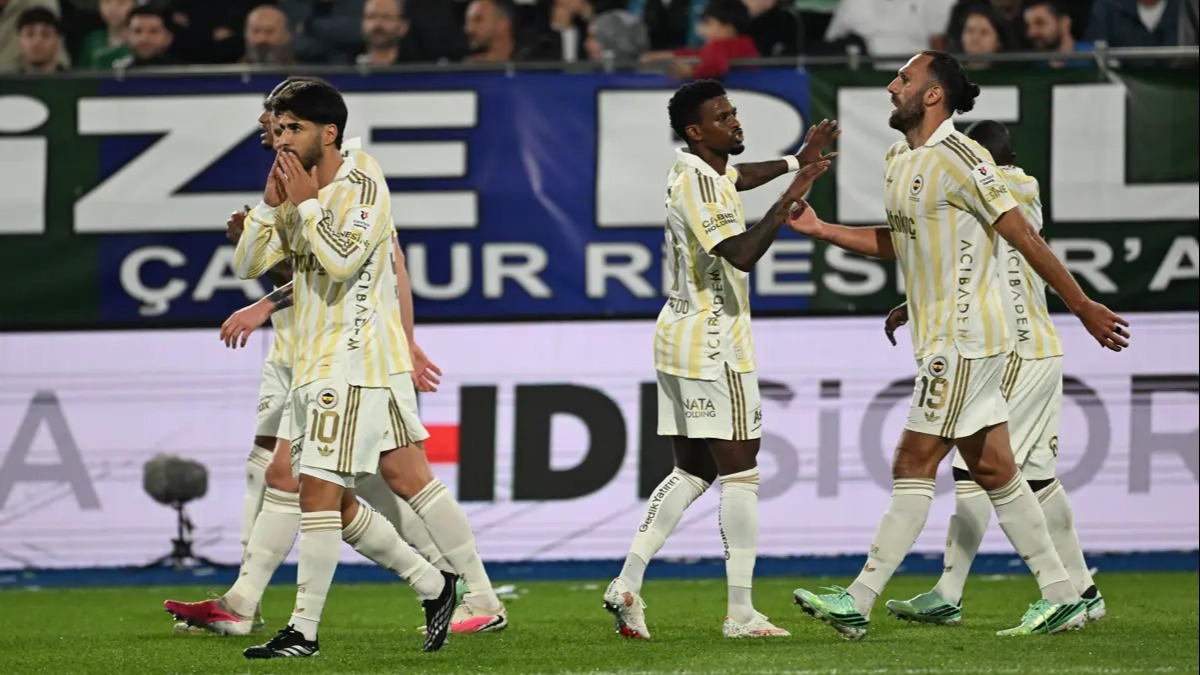 Fenerbahçe, Çaykur Rizespor karşısında farklı kazandı, kalesini yine gole kapattı