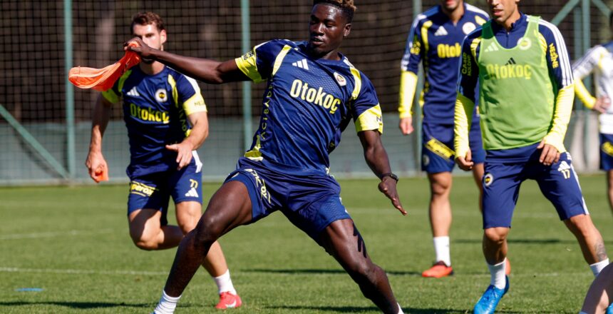 Fenerbahçe’de Mert Hakan Yandaş da Rize kafilesine dahil edildi