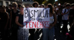 Fransa’da eylemciler neden “Bismillah, c’est les ténèbres” sloganını kullanıyor?