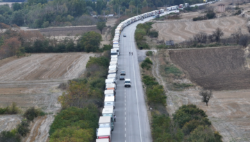 Hamzabeyli Sınır Kapısı’nda 27 kilometrelik TIR kuyruğu