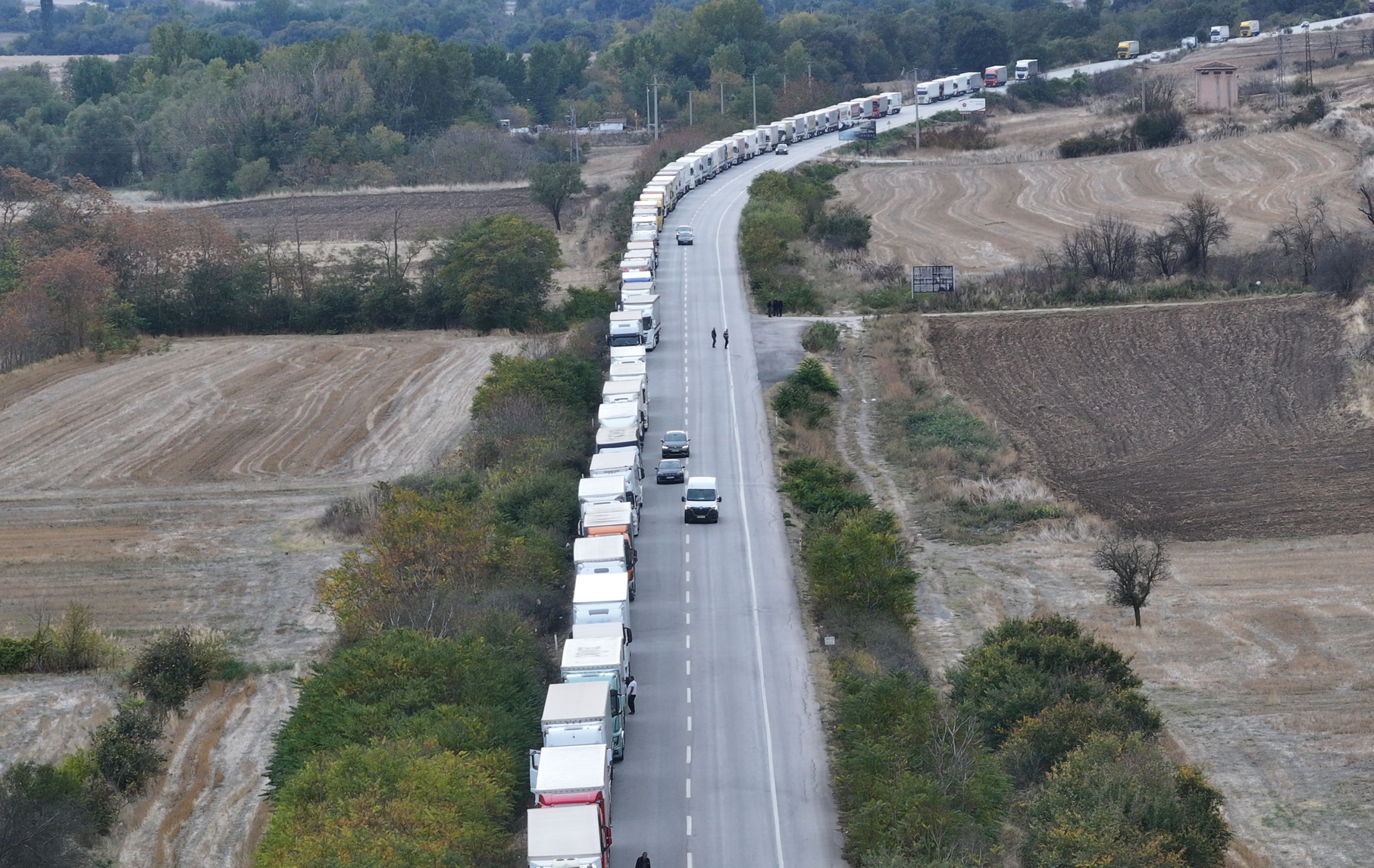 Hamzabeyli Sınır Kapısı’nda 27 kilometrelik TIR kuyruğu