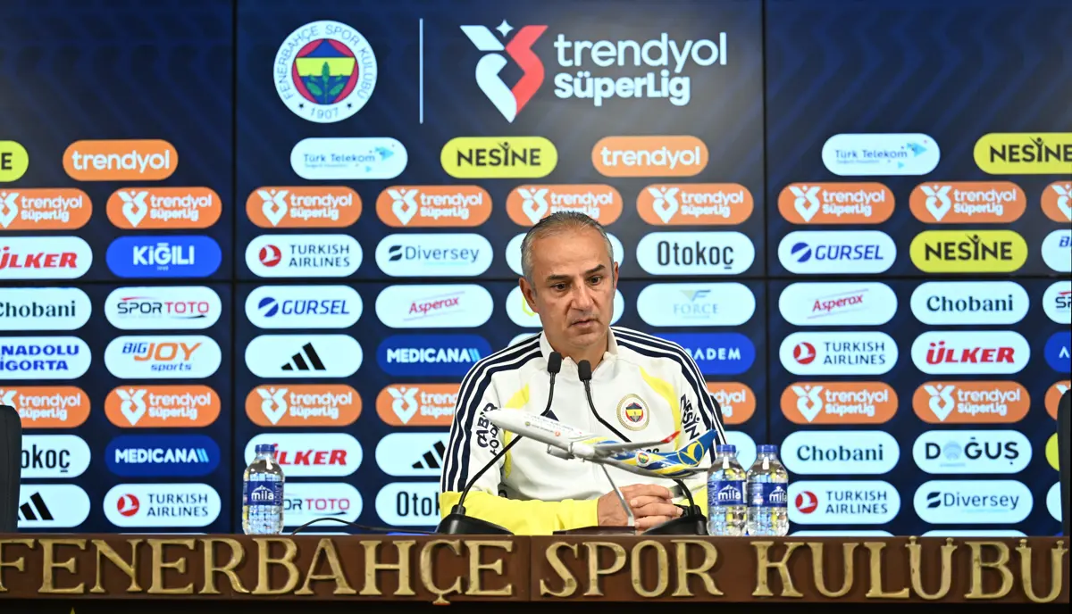 İsmail Kartal: Aston Villa defterini kapattık, Prag ve Galatasaray maçlarını düşünüyoruz