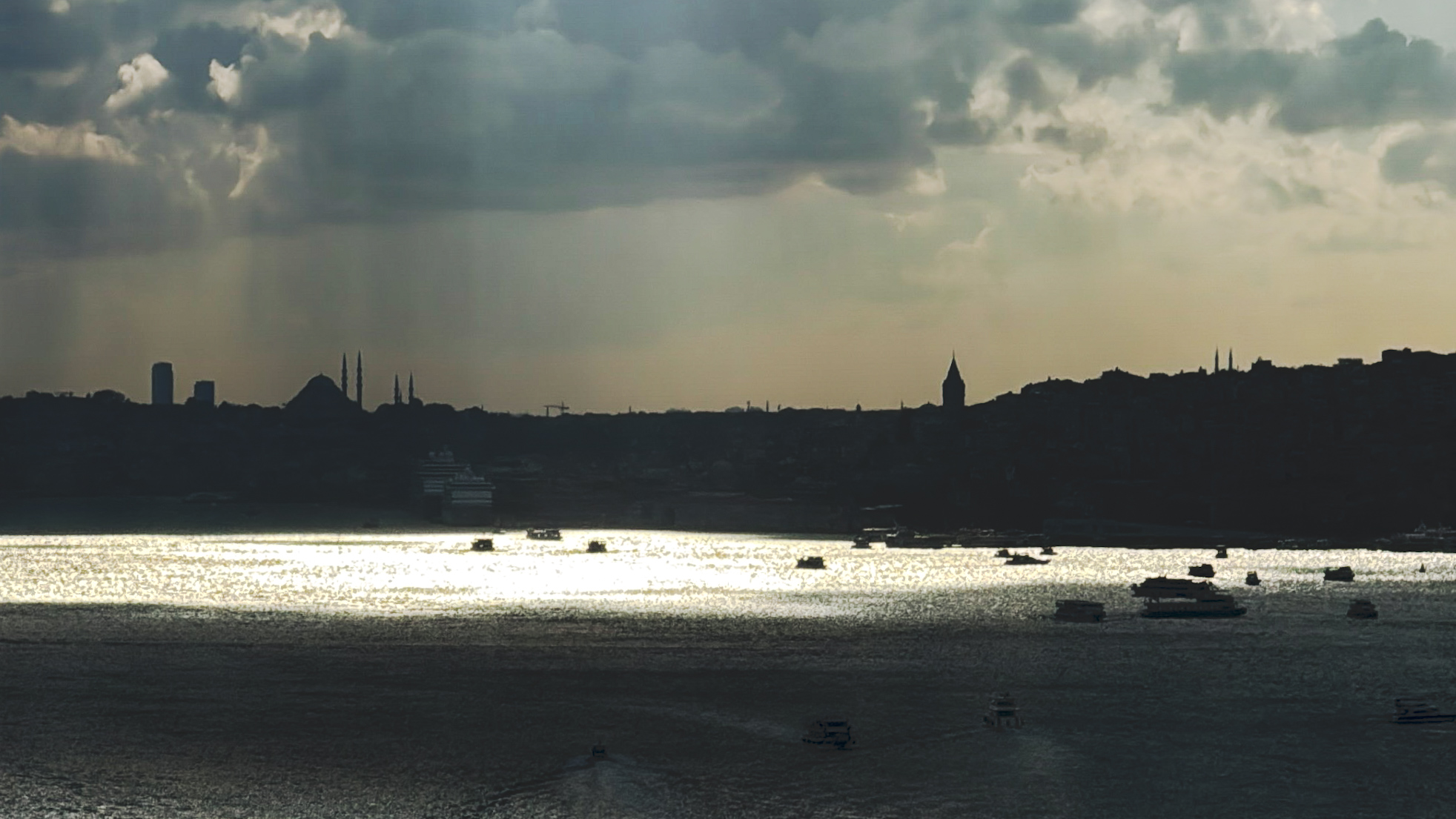 İstanbul’da hava iki günde değişecek: Önce yaz, sonra sonbahar