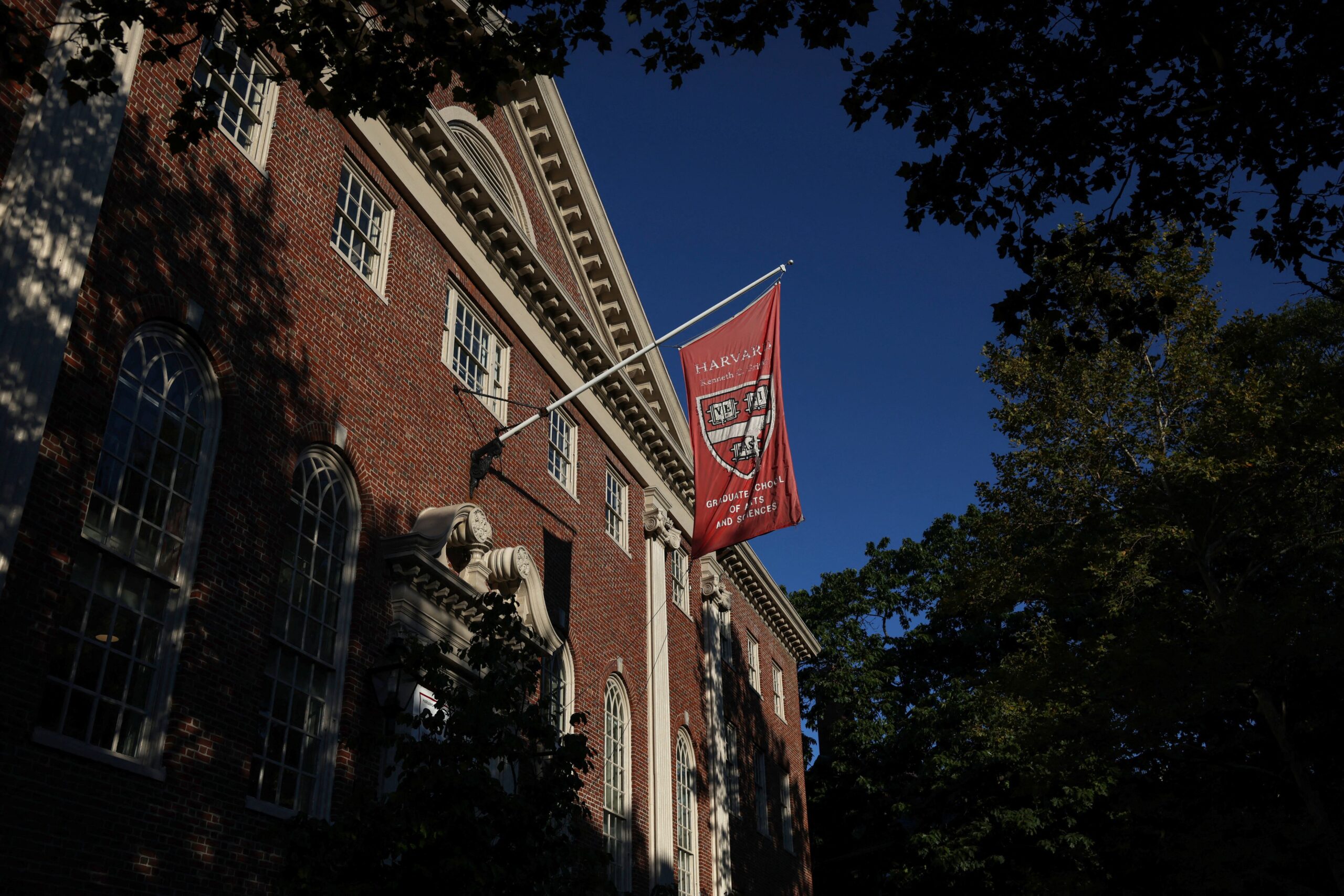 Kıbrıslı Türk profesör Harvard’da dekan oldu