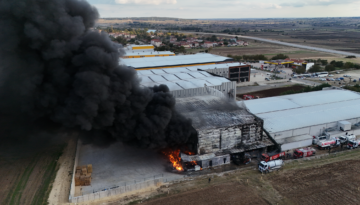 Kırklareli’nde ilaç fabrikasında yangın