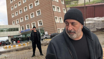 Kontrol için Çanakkale’ye gelmişti. Cem Yılmaz’dan ÇOMÜ paylaşımı